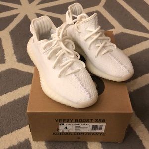 Adidas Yeezy Boost 350 v2